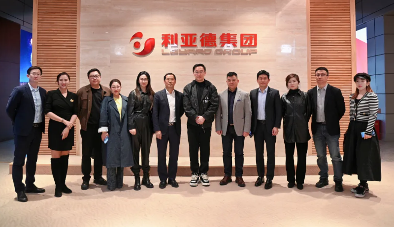 陆川导演到访333体育，解锁文化+科技融合新路径